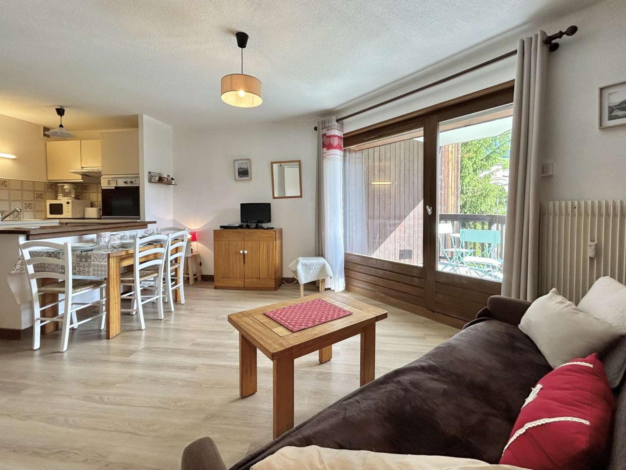 Avec Piscine Chauffee, Tennis & Balcon - 4 Couchages A - Fr-1-597-14 Apartment Megeve